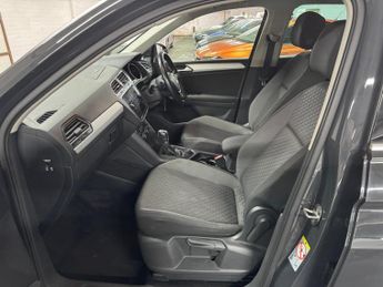 Volkswagen Tiguan 2.0 TDI SE Navigation DSG 4Motion Euro 6 (s/s) 5dr
