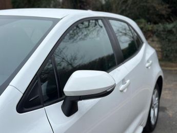 Toyota Corolla 1.8 VVT-h Icon CVT Euro 6 (s/s) 5dr