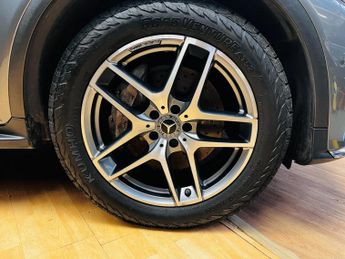 Mercedes-Benz GLC 2.1 GLC220d AMG Line (Premium) Coupe G-Tronic 4MATIC Euro 6 (s/s