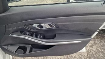 BMW 3 Series 2.0 320d M Sport Auto Euro 6 (s/s) 4dr