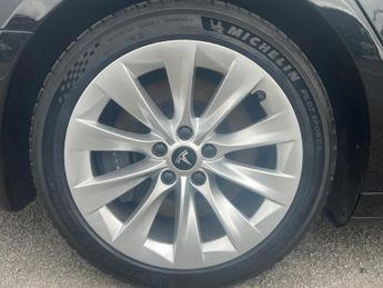 Tesla Model S 100D (Dual Motor) Auto 4WD 5dr