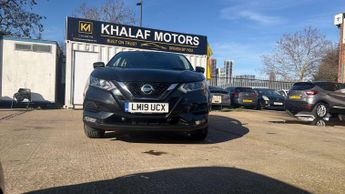 Nissan Qashqai 1.3 DIG-T Acenta Premium Euro 6 (s/s) 5dr