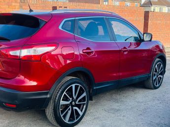 Nissan Qashqai 1.6 dCi Tekna XTRON 2WD Euro 5 (s/s) 5dr