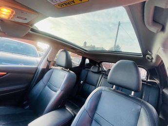 Nissan Qashqai 1.6 dCi Tekna XTRON 2WD Euro 5 (s/s) 5dr