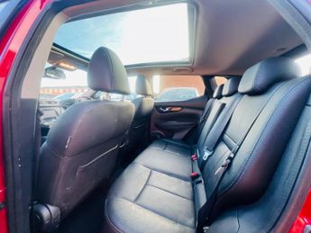 Nissan Qashqai 1.6 dCi Tekna XTRON 2WD Euro 5 (s/s) 5dr