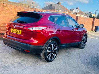 Nissan Qashqai 1.6 dCi Tekna XTRON 2WD Euro 5 (s/s) 5dr