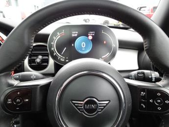 MINI Hatch 1.5 Cooper Exclusive Steptronic Euro 6 (s/s) 3dr