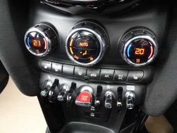 MINI Hatch 1.5 Cooper Exclusive Steptronic Euro 6 (s/s) 3dr