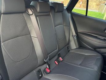 Toyota Corolla 1.8 VVT-h Excel Touring Sports CVT Euro 6 (s/s) 5dr