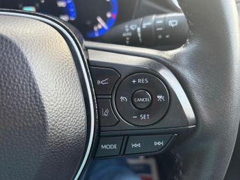 Toyota Corolla 1.8 VVT-h Excel Touring Sports CVT Euro 6 (s/s) 5dr