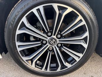 Toyota Corolla 1.8 VVT-h Excel Touring Sports CVT Euro 6 (s/s) 5dr