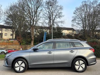 MG MG5 61.1kWh SE Long Range Auto 5dr