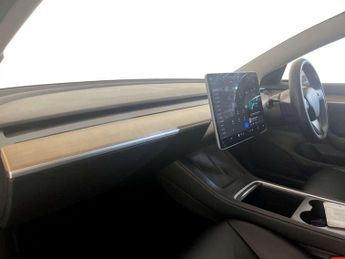 Tesla Model 3 Standard Range Plus Saloon 4dr Electric Auto RWD (241 bhp)