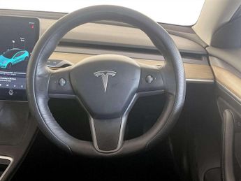 Tesla Model 3 Standard Range Plus Saloon 4dr Electric Auto RWD (241 bhp)