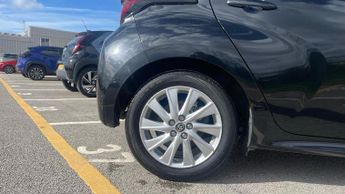 Toyota Yaris 1.5 VVT-h Icon E-CVT Euro 6 (s/s) 5dr
