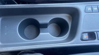 Toyota Yaris 1.5 VVT-h Icon E-CVT Euro 6 (s/s) 5dr