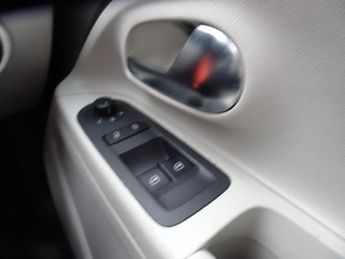 Volkswagen up! 1.0 High up! ASG Euro 5 5dr