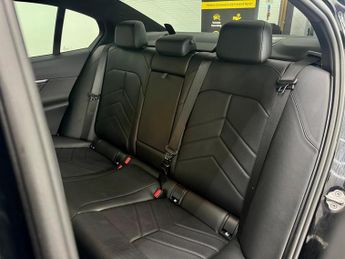 BMW 5 Series 2.0 520i MHT M Sport Steptronic Euro 6 (s/s) 4dr