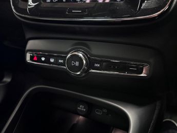 Volvo XC40 Recharge First Edition P8 Pure electric AWD