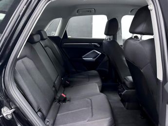 Audi Q3 1.5 TFSI CoD 35 Sport SUV 5dr Petrol S Tronic Euro 6 (s/s) (150 