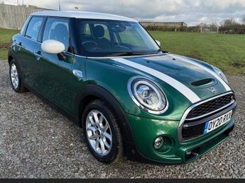 MINI Hatch 2.0 Cooper S Classic Steptronic Euro 6 (s/s) 5dr