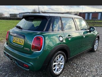 MINI Hatch 2.0 Cooper S Classic Steptronic Euro 6 (s/s) 5dr