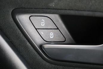 Mercedes-Benz A Class 1.3 A180 AMG Line (Executive) 7G-DCT Euro 6 (s/s) 5dr