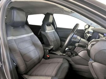 Citroen C4 1.2 PureTech C-Series Edition Hatchback 5dr Petrol Manual Euro 6