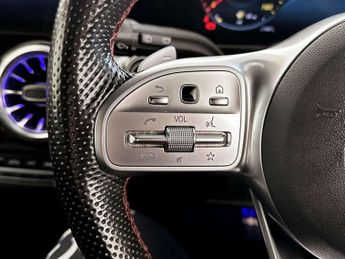 Mercedes-Benz GLB 1.3 GLB200 AMG Line (Premium 2) SUV 5dr Petrol 7G-DCT Euro 6 (s/