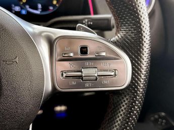 Mercedes-Benz GLB 1.3 GLB200 AMG Line (Premium 2) SUV 5dr Petrol 7G-DCT Euro 6 (s/