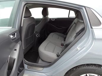 Hyundai IONIQ 38.3kWh Premium Auto 5dr