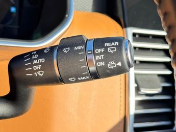 Land Rover Range Rover 5.0 P525 V8 GPF Autobiography SUV 5dr Petrol Auto 4WD Euro 6 (s/