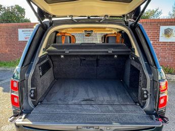 Land Rover Range Rover 5.0 P525 V8 GPF Autobiography SUV 5dr Petrol Auto 4WD Euro 6 (s/