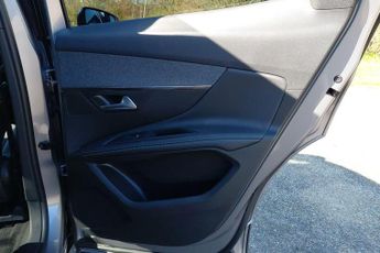 Peugeot 3008 1.2 PureTech Allure Premium + SUV 5dr Petrol EAT Euro 6 (s/s) (1