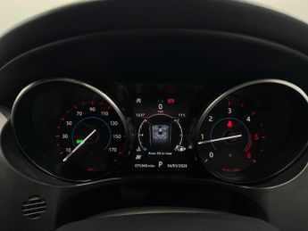 Jaguar F-PACE 2.0 D240 R-Sport Auto AWD Euro 6 (s/s) 5dr