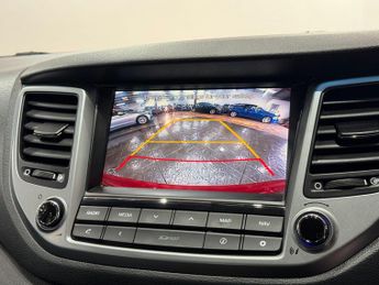 Hyundai TUCSON 1.7 CRDi Blue Drive SE Nav DCT Euro 6 (s/s) 5dr