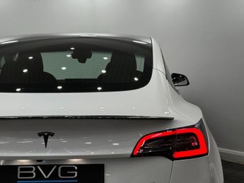 Tesla Model 3 (Dual Motor) Long Range Auto 4WDE 4dr