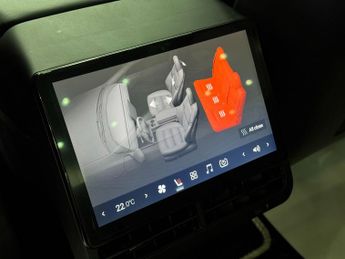 Tesla Model 3 (Dual Motor) Long Range Auto 4WDE 4dr