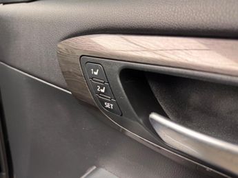 Toyota Highlander 2.5 VVT-h Excel Premium SUV 5dr Petrol Hybrid CVT 4WD Euro 6 (s/