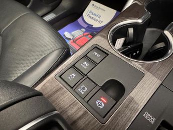 Toyota Highlander 2.5 VVT-h Excel Premium SUV 5dr Petrol Hybrid CVT 4WD Euro 6 (s/