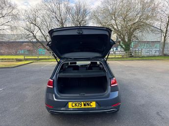 Volkswagen Golf 2.0 TDI Match DSG Euro 6 (s/s) 5dr