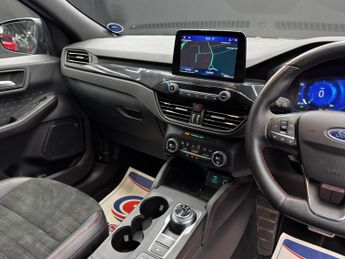 Ford Kuga 2.5 EcoBoost Duratec 14.4kWh ST-Line CVT Euro 6 (s/s) 5dr