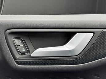 Ford Kuga 2.5 EcoBoost Duratec 14.4kWh ST-Line CVT Euro 6 (s/s) 5dr