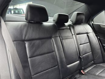 Mercedes-Benz E Class 2.1 E220 BlueTEC AMG Night Edition G-Tronic+ Euro 6 (s/s) 4dr
