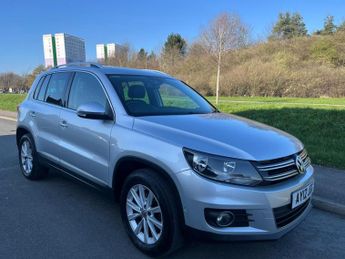 Volkswagen Tiguan 2.0 TDI BlueMotion Tech SE DSG 4WD Euro 5 (s/s) 5dr