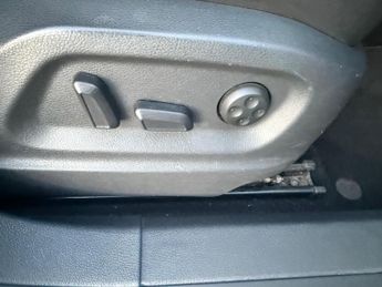 Volkswagen Tiguan 2.0 TDI BlueMotion Tech SE DSG 4WD Euro 5 (s/s) 5dr