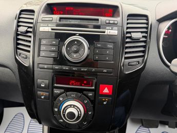 Kia Venga 1.6 3 Auto Euro 5 5dr (Sat Nav)