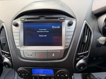 Hyundai ix35 2.0 CRDi SE Auto 4WD Euro 5 5dr (Nav)