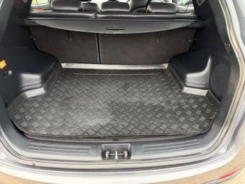 Hyundai ix35 2.0 CRDi SE Auto 4WD Euro 5 5dr (Nav)