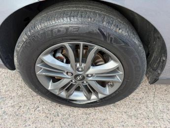 Hyundai ix35 2.0 CRDi SE Auto 4WD Euro 5 5dr (Nav)